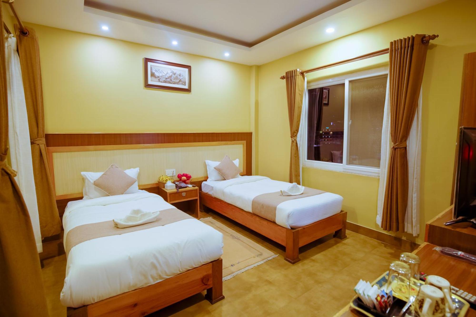 Paradise Boutique Hotel Pokhara Bilik gambar